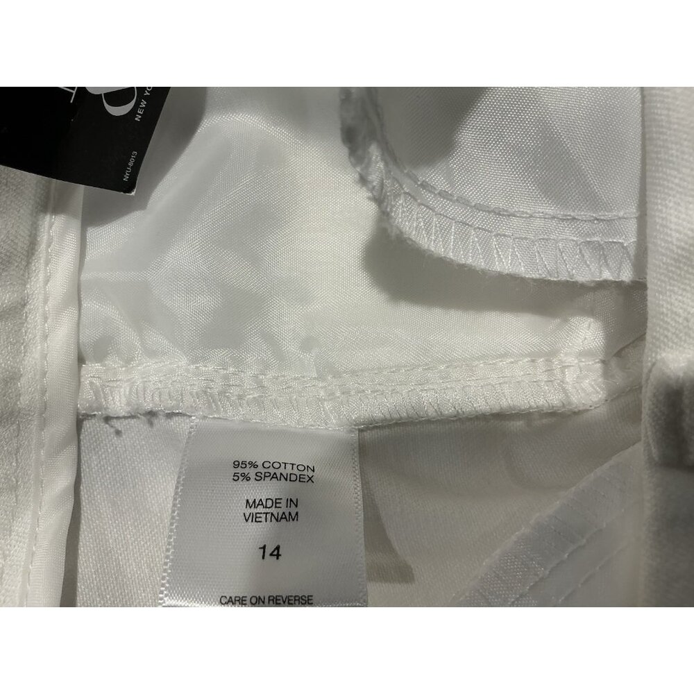 New York & Company Audrey Slim Leg Crop Women's 4 Way Stretch Size 14 White NWT - Picture 9 of 12